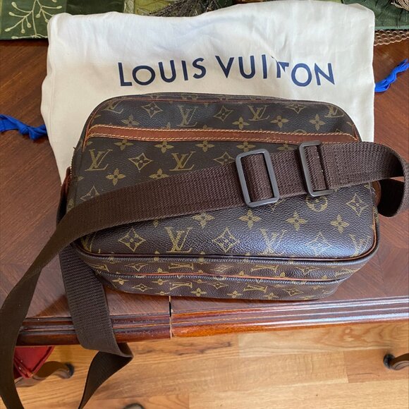 Authentic Vintage LOUIS VUITTON Reporter PM Monogram Canvas Crossbody Bag - Picture 1 of 16